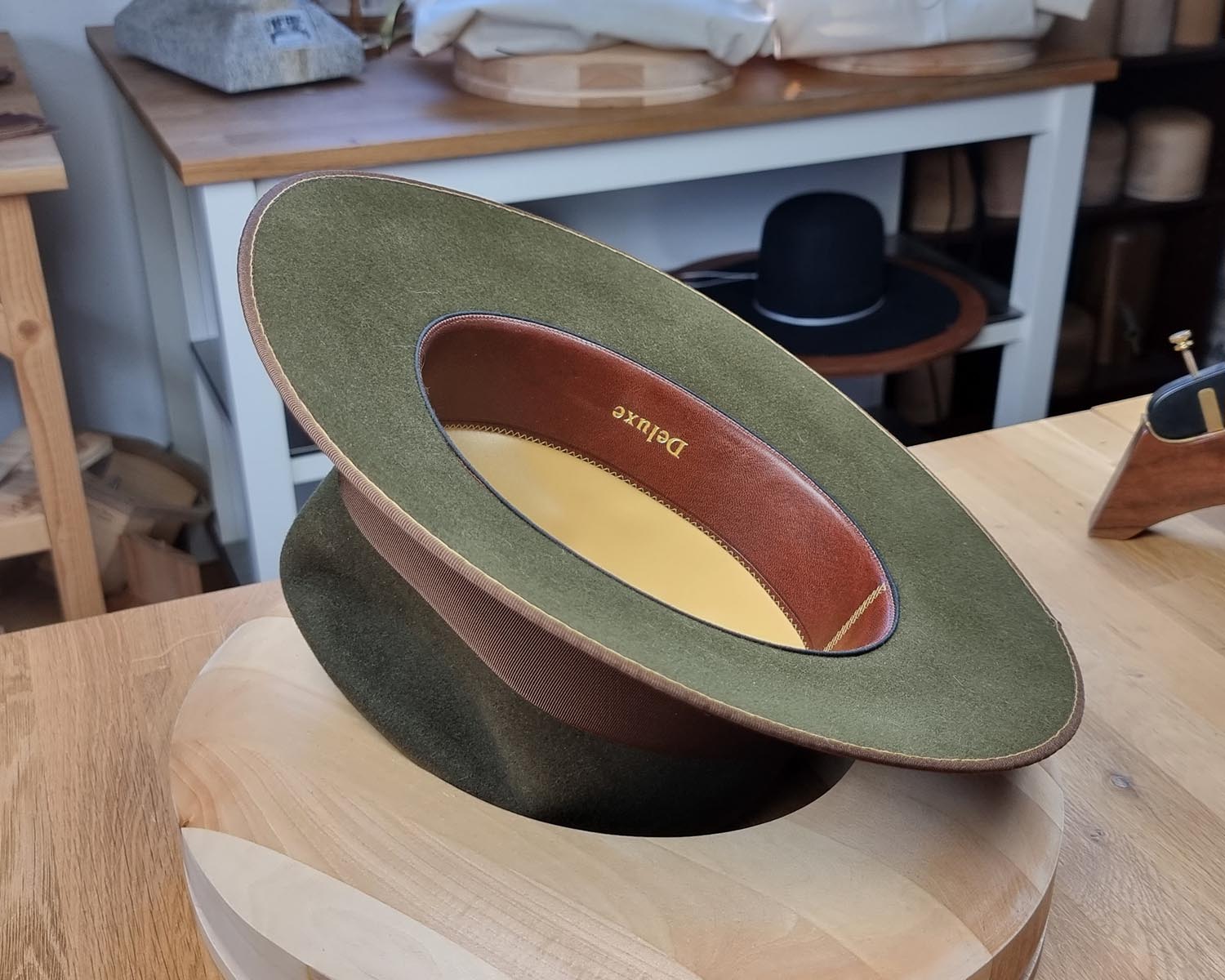 LEIFUR FEDORA | MOSS GREEN | RABBIT & HARE DELUXE BLEND | SIZE 58, US 7 1/4