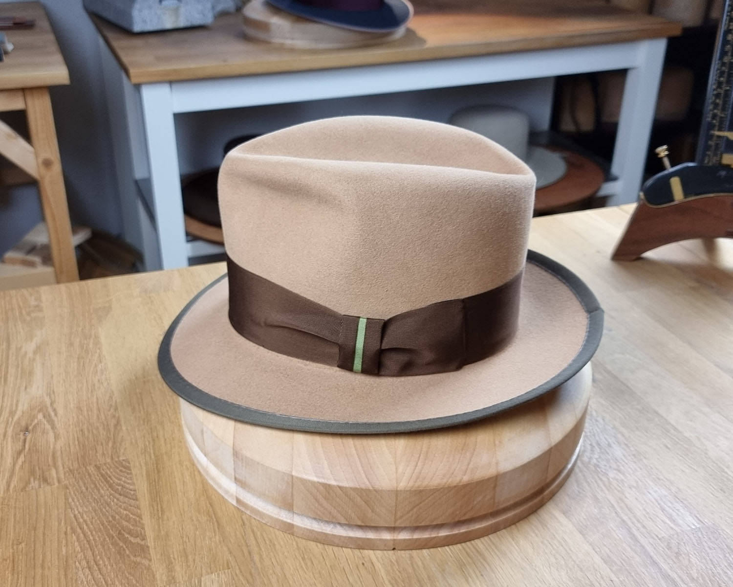 CAGNEY FEDORA | CAMEL COLOR | RABBIT BLEND | SIZE 60, US 7 1/2