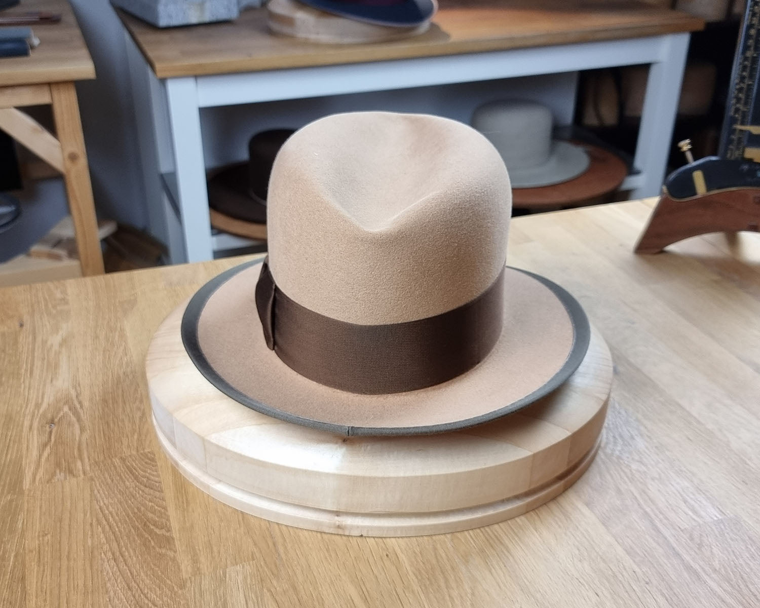 CAGNEY FEDORA | CAMEL COLOR | RABBIT BLEND | SIZE 60, US 7 1/2