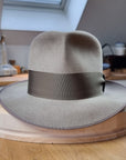 BOGART FEDORA | STONE | 100X BEAVER | SIZE 59, US 7 3/8