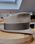 BOGART FEDORA | STONE | 100X BEAVER | SIZE 59, US 7 3/8