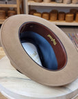 BOGART FEDORA | CAMEL | 50X BEAVER BLEND | UNDER-WELTED EDGE | SIZE 59, US 7 3/8