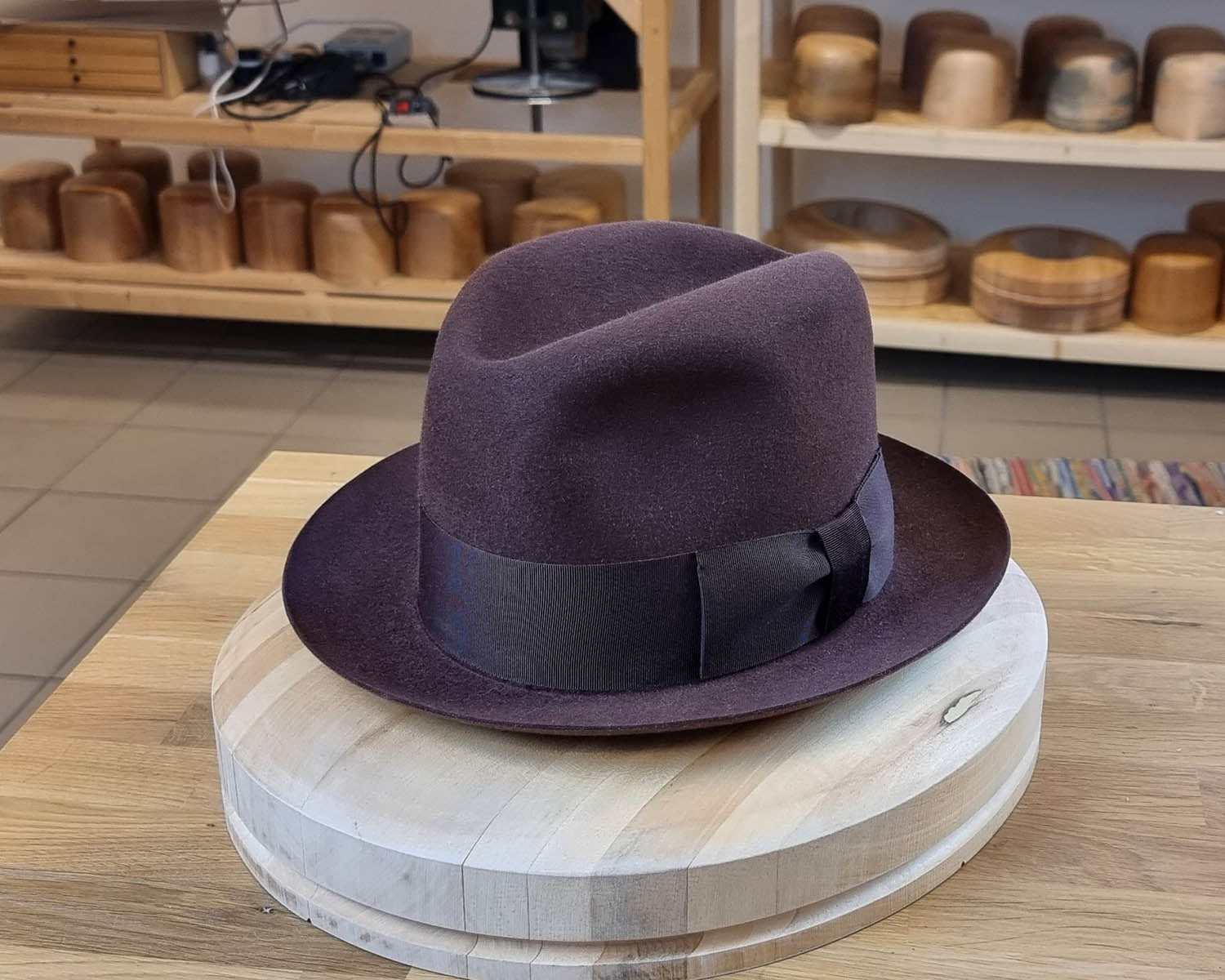 1930s FEDORA | DARK RUST BROWN COLOR | 30X BEAVER BLEND | SIZE 59, US 7 3/8