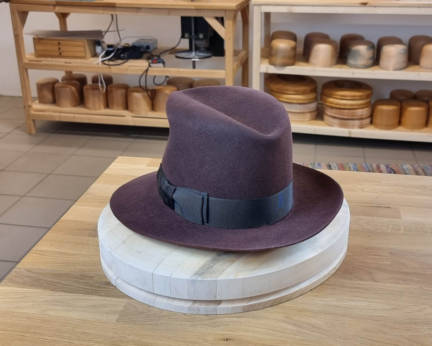LEIFUR FEDORA | DARK BROWN RUST | RABBIT & HARE DELUXE BLEND | SIZE 58, US 7 1/4