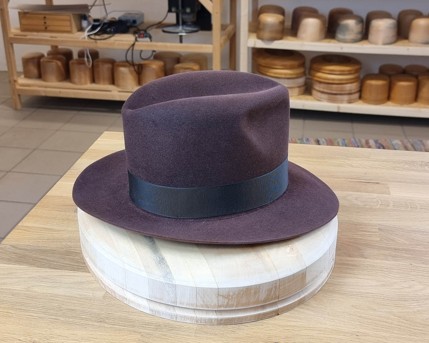 LEIFUR FEDORA | DARK BROWN RUST | RABBIT & HARE DELUXE BLEND | SIZE 58, US 7 1/4