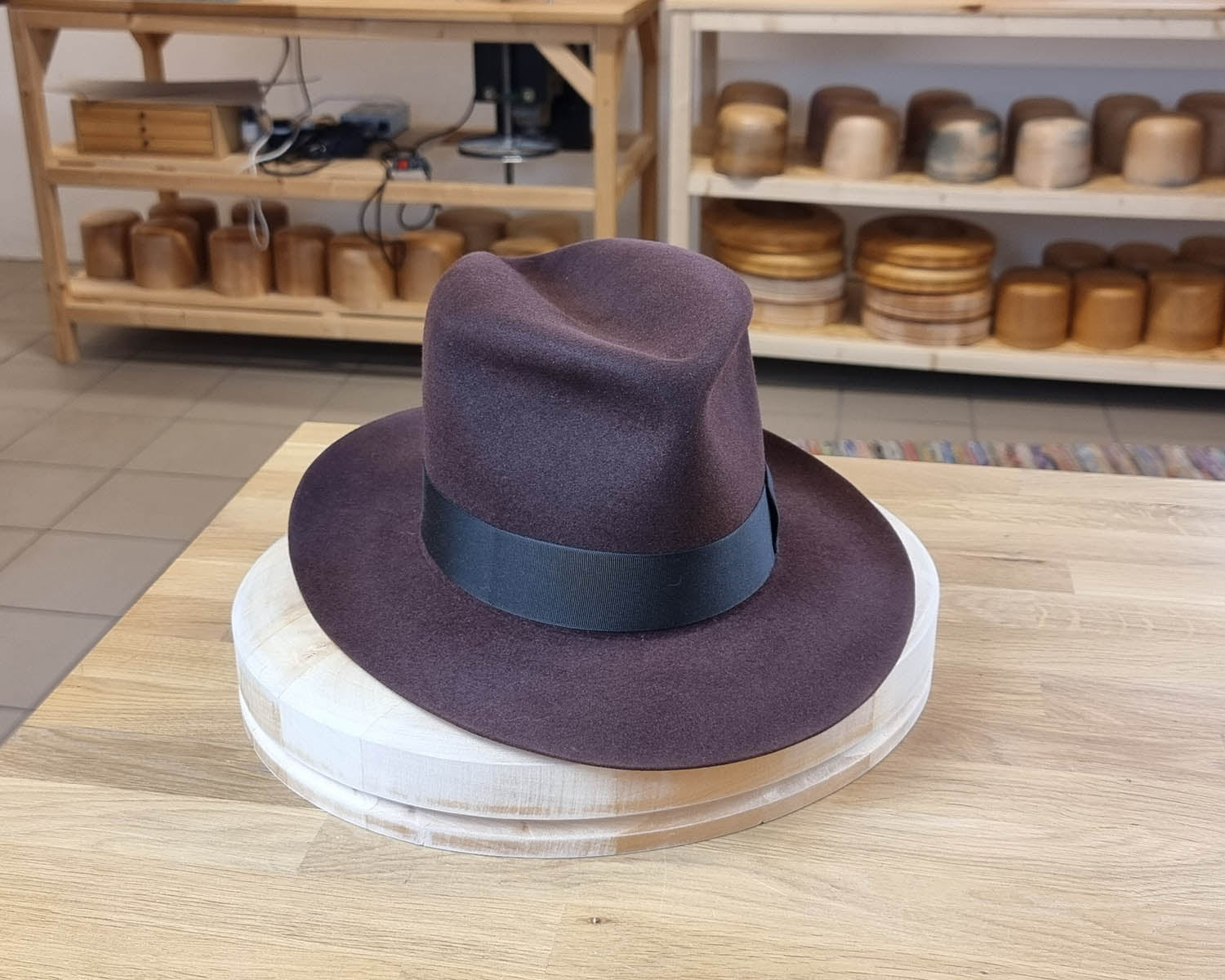 LEIFUR FEDORA | DARK BROWN RUST | RABBIT & HARE DELUXE BLEND | SIZE 58, US 7 1/4
