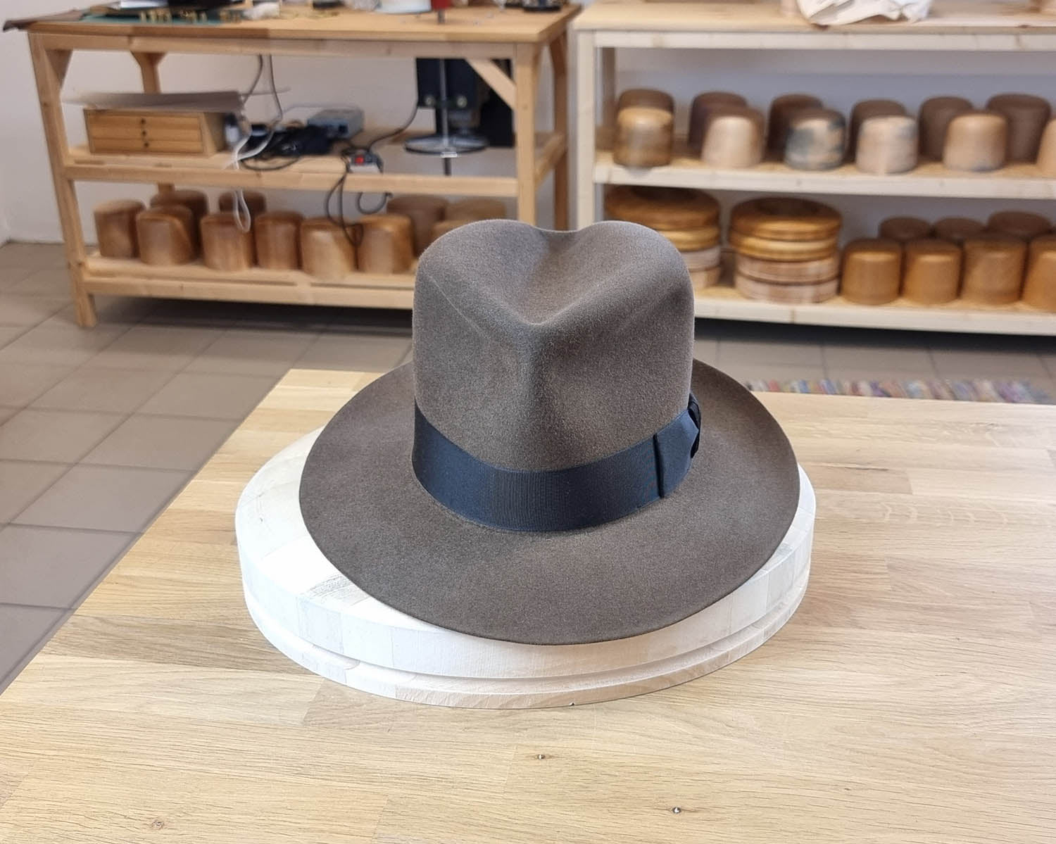 LEIFUR FEDORA | LIGHT SABLE | RABBIT & HARE DELUXE BLEND | SIZE 59, US 7 3/8