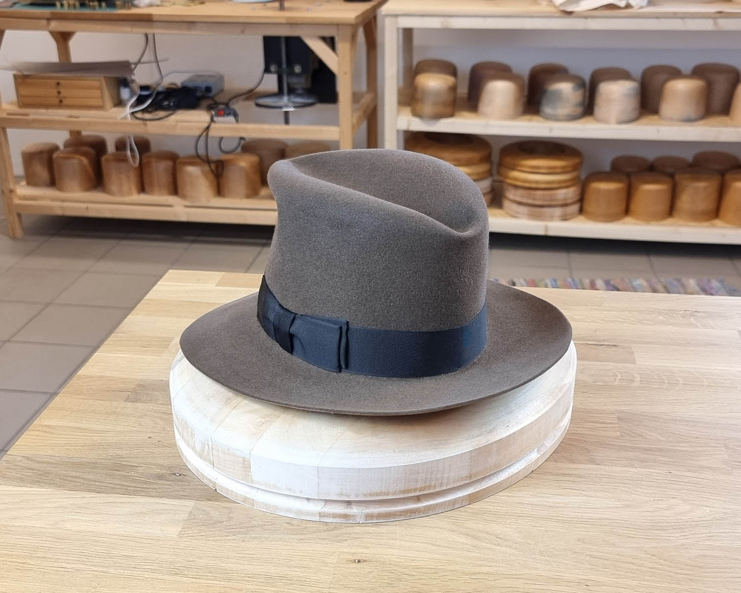 LEIFUR FEDORA | LIGHT SABLE | RABBIT & HARE DELUXE BLEND | SIZE 59, US 7 3/8
