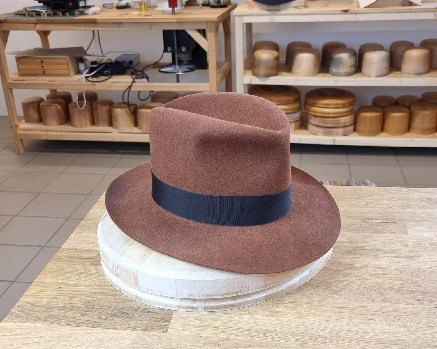 LEIFUR FEDORA | COGNAC | 50X BEAVER BLEND | SIZE 61, US 7 5/8