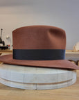 LEIFUR FEDORA | COGNAC | 50X BEAVER BLEND | SIZE 61, US 7 5/8