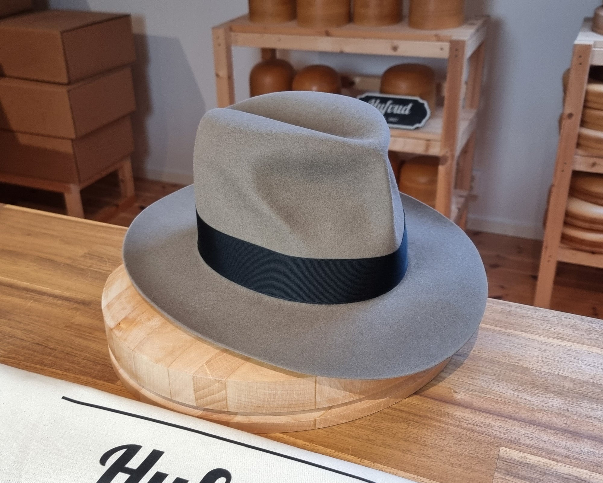 LEIFUR Raven Crown FEDORA | RABBIT &amp; HARE DELUXE BLEND | MULTIPLE SIZE AVAILABLE