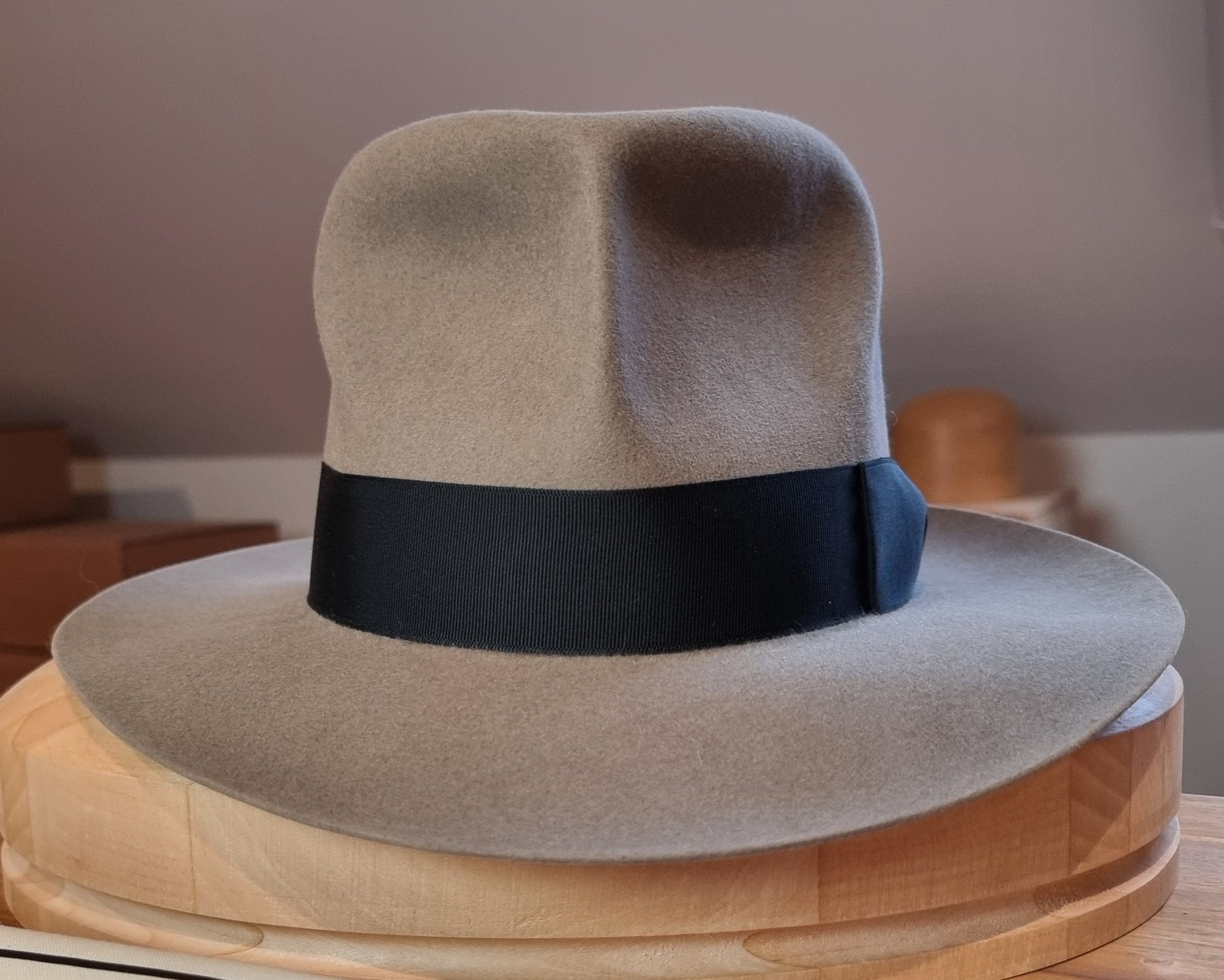 LEIFUR Raven Crown FEDORA | RABBIT &amp; HARE DELUXE BLEND | MULTIPLE SIZE AVAILABLE