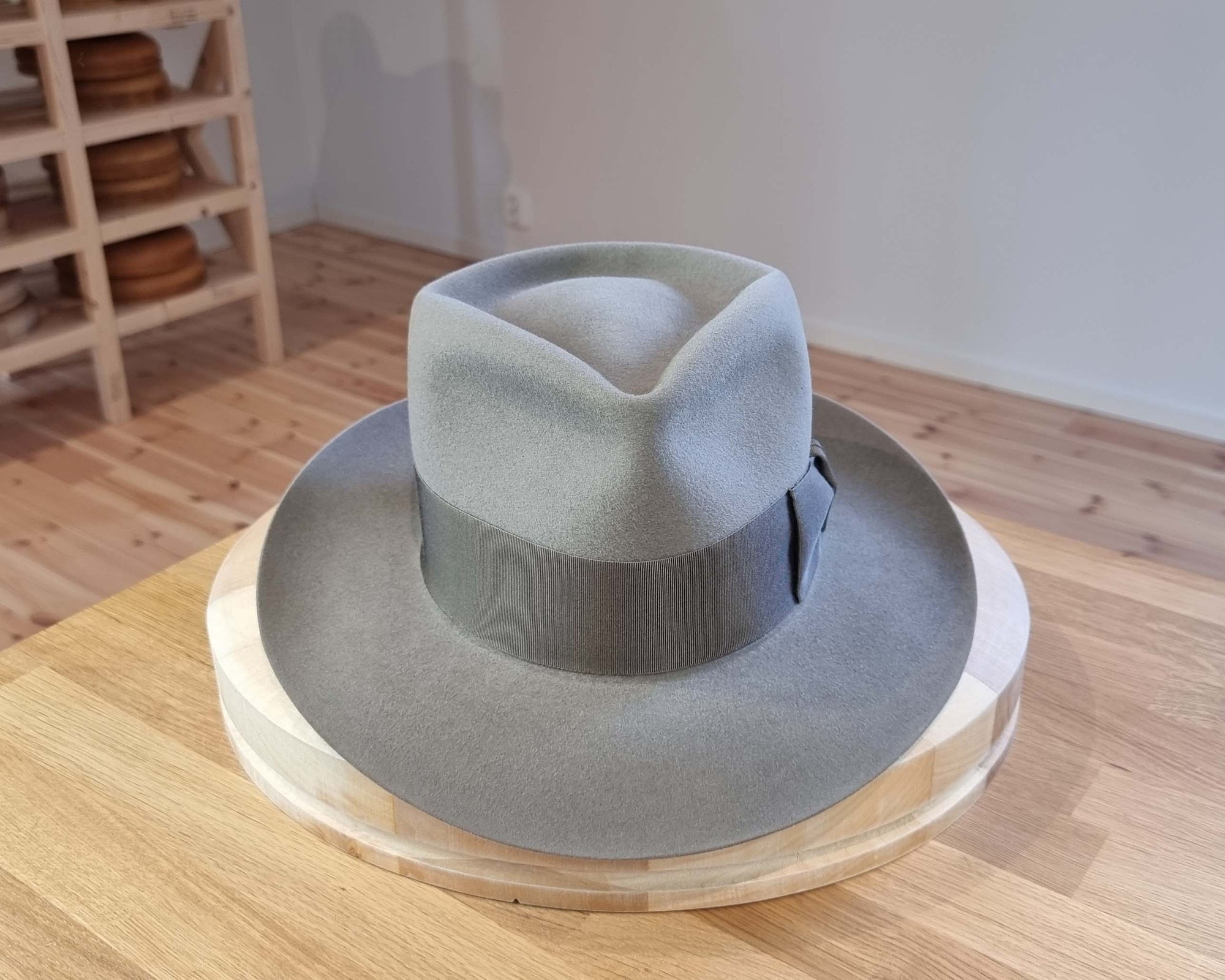 WHIPPET FEDORA | DELUXE RABBIT &amp; HARE BLEND | STONE COLOR | SIZE 58, US 7 1/4