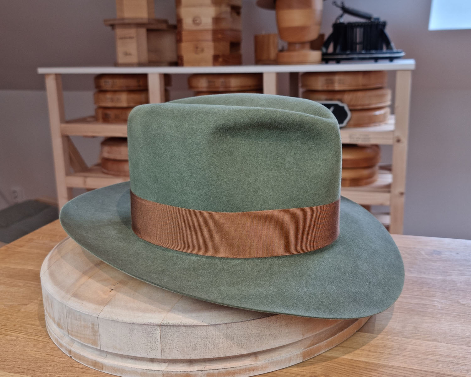 LEIFUR Lucky FEDORA | 50X BEAVER BLEND | SAGE GREEN COLOR | SIZE 60, US 7 1/2