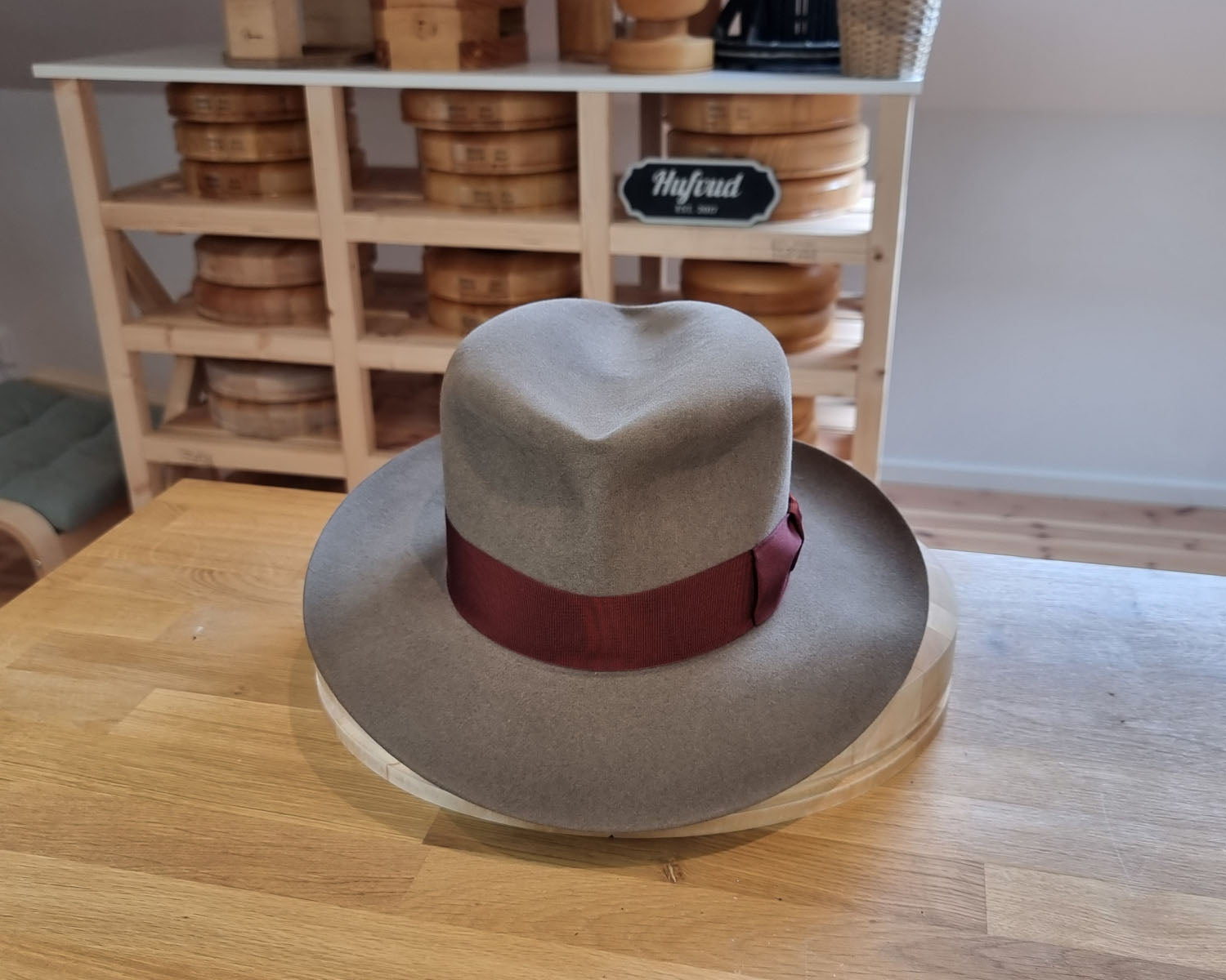 LEIFUR Lucky FEDORA | 50X BEAVER BLEND | WHISKEY COLOR | SIZE 60, US 7 1/2