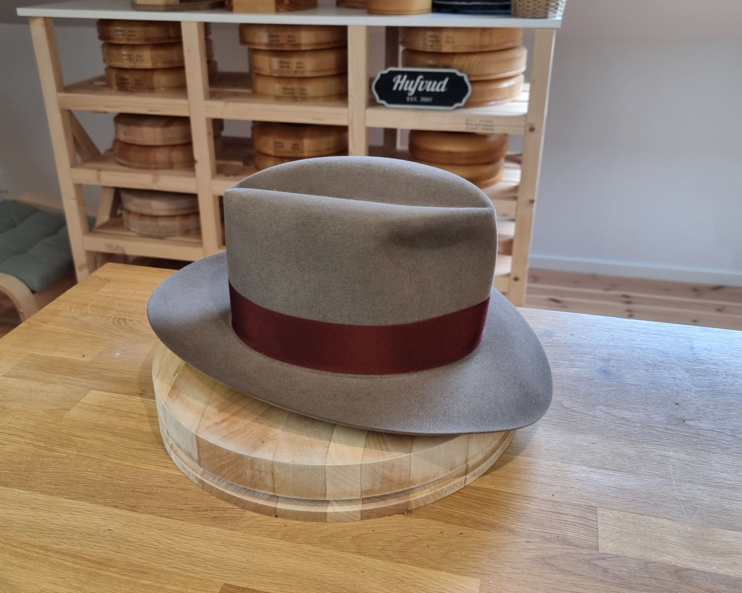 LEIFUR Lucky FEDORA | 50X BEAVER BLEND | WHISKEY COLOR | SIZE 60, US 7 1/2