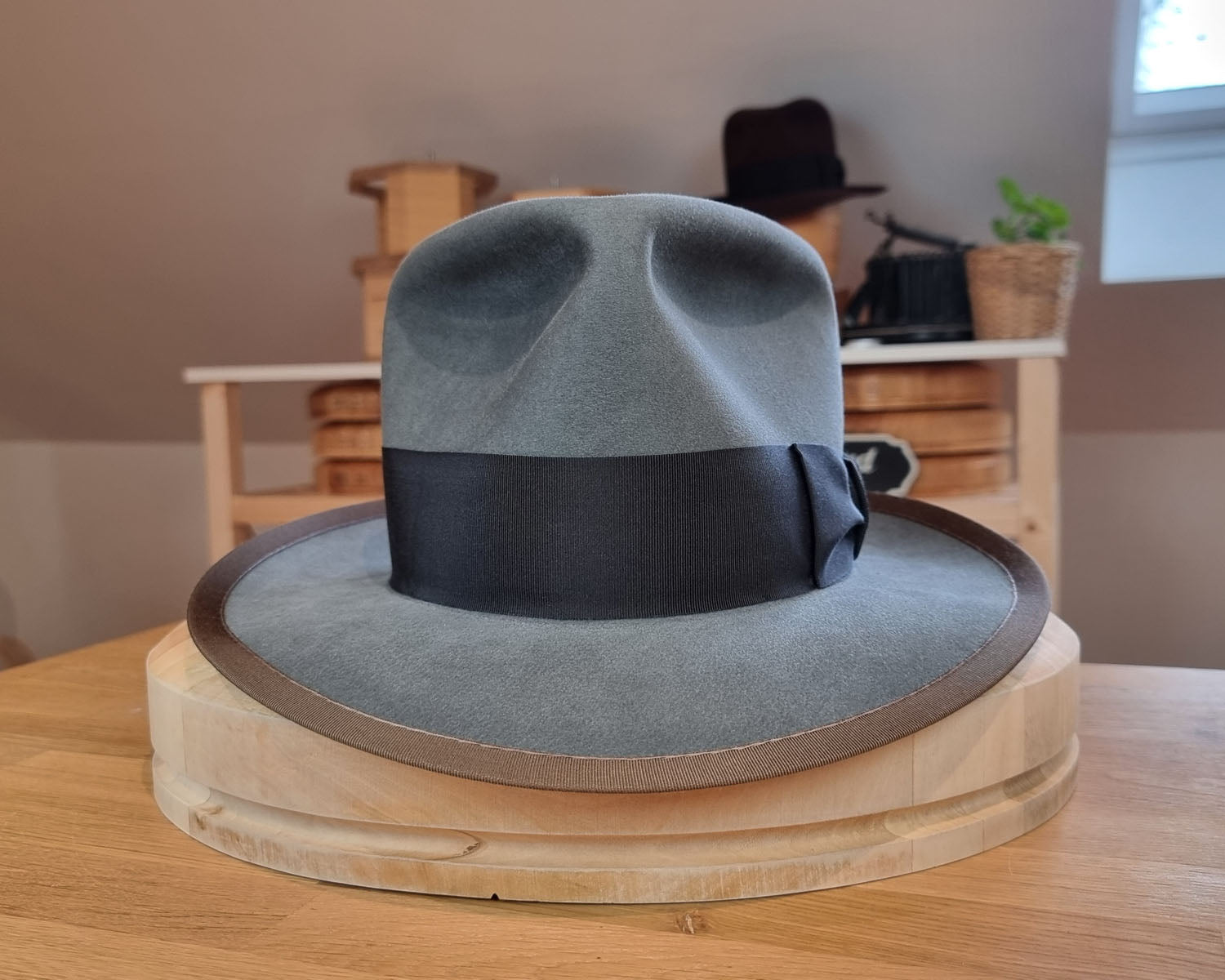 WHIPPET FEDORA | 100X BEAVER | EMERALD GRAY COLOR | SIZE 60, US 7 1/2