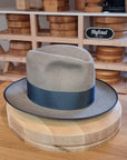 CAGNEY FEDORA | 50X BEAVER BLEND | STONE COLOR | SIZE 61, US 7 5/8