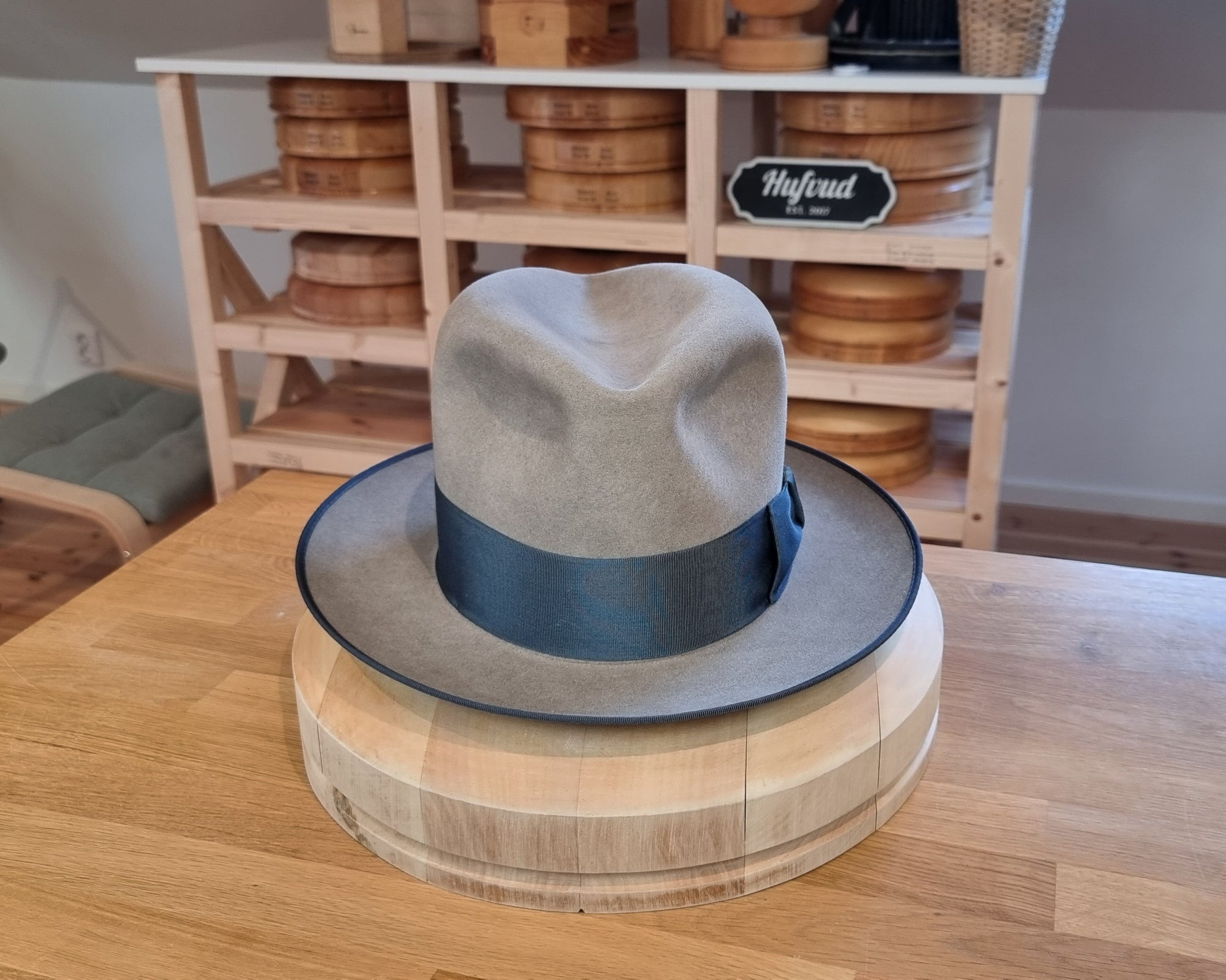 CAGNEY FEDORA | 50X BEAVER BLEND | STONE COLOR | SIZE 61, US 7 5/8