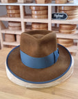 WHIPPET FEDORA | 100X NUTRIA | BROWN SUGAR COLOR | SIZE 59, US 7 3/8