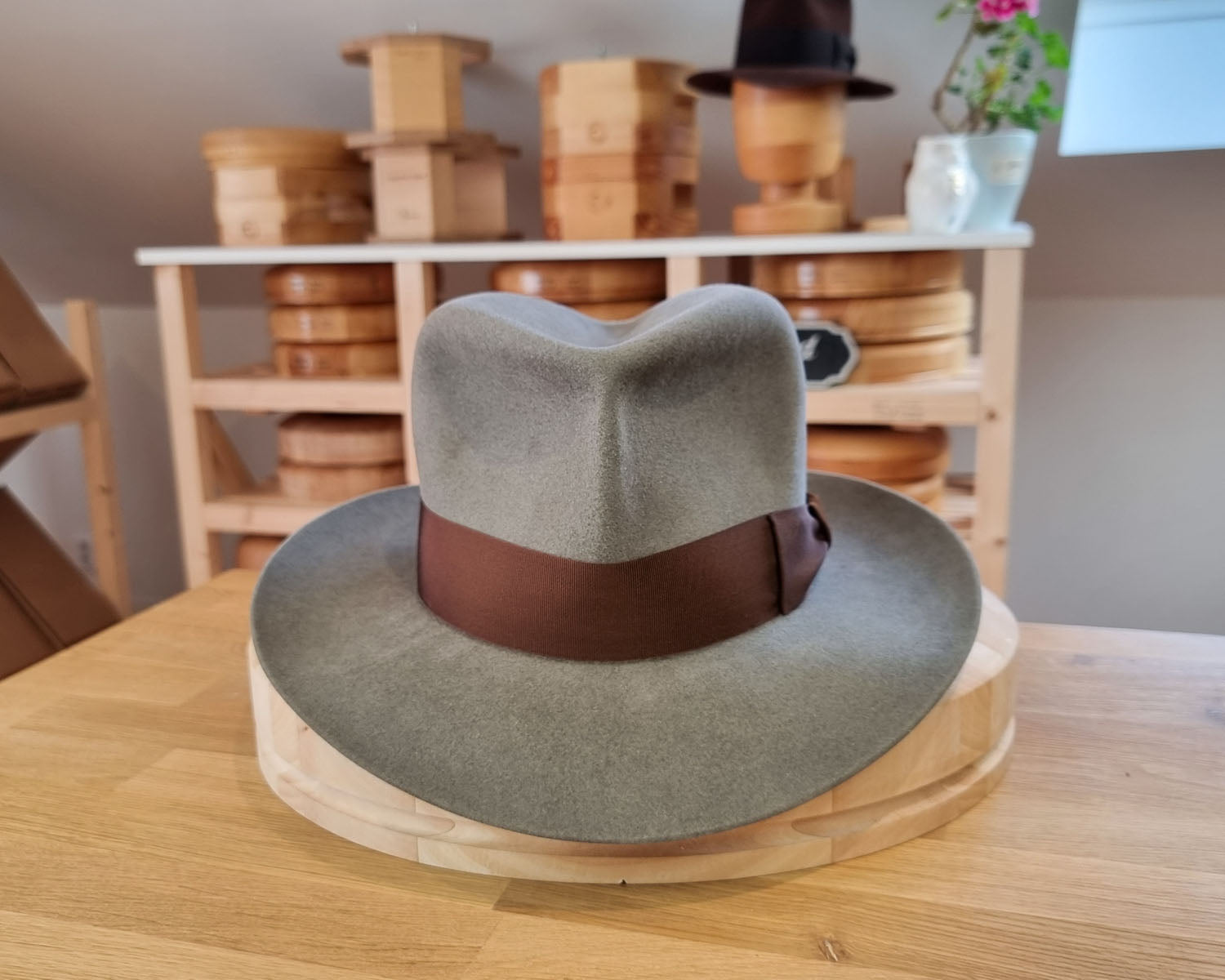 LEIFUR Adventure FEDORA | RABBIT DELUXE WESTERN FELT | GRANITE COLOR | SIZE 58, US 7 1/4