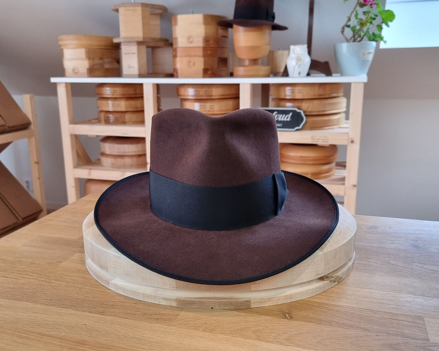 WHIPPET FEDORA | 50X BEAVER | DARK BROWN RUST  COLOR | SIZE 58, US 7 1/4