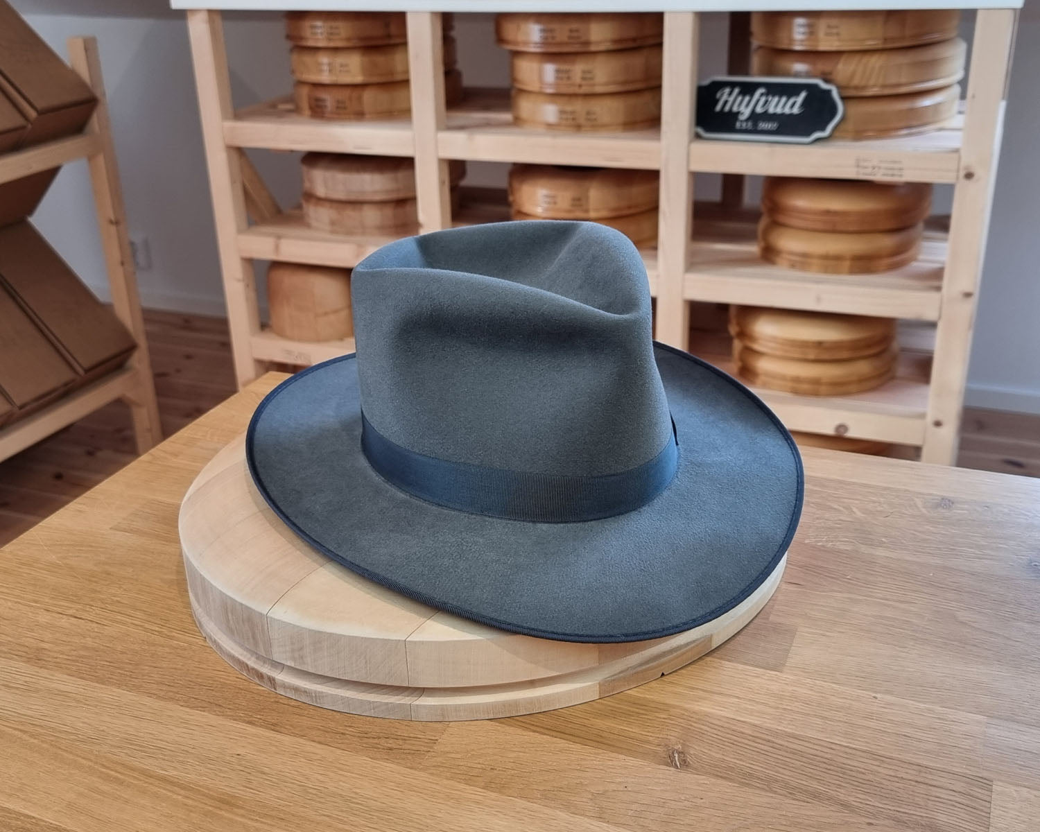 PLAYBOY FEDORA | BEAVER HUNDRED | EMERALD GRAY COLOR | SIZE 57, US 7 1/8