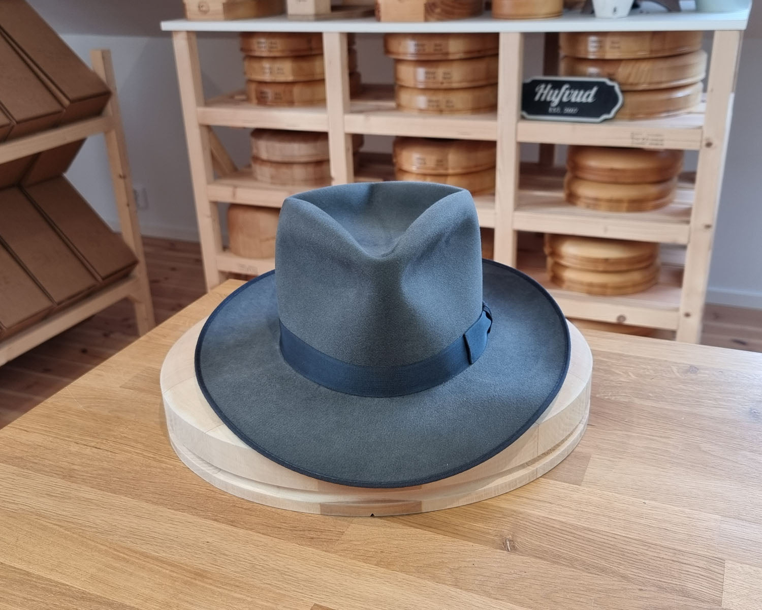 PLAYBOY FEDORA | BEAVER HUNDRED | EMERALD GRAY COLOR | SIZE 57, US 7 1/8