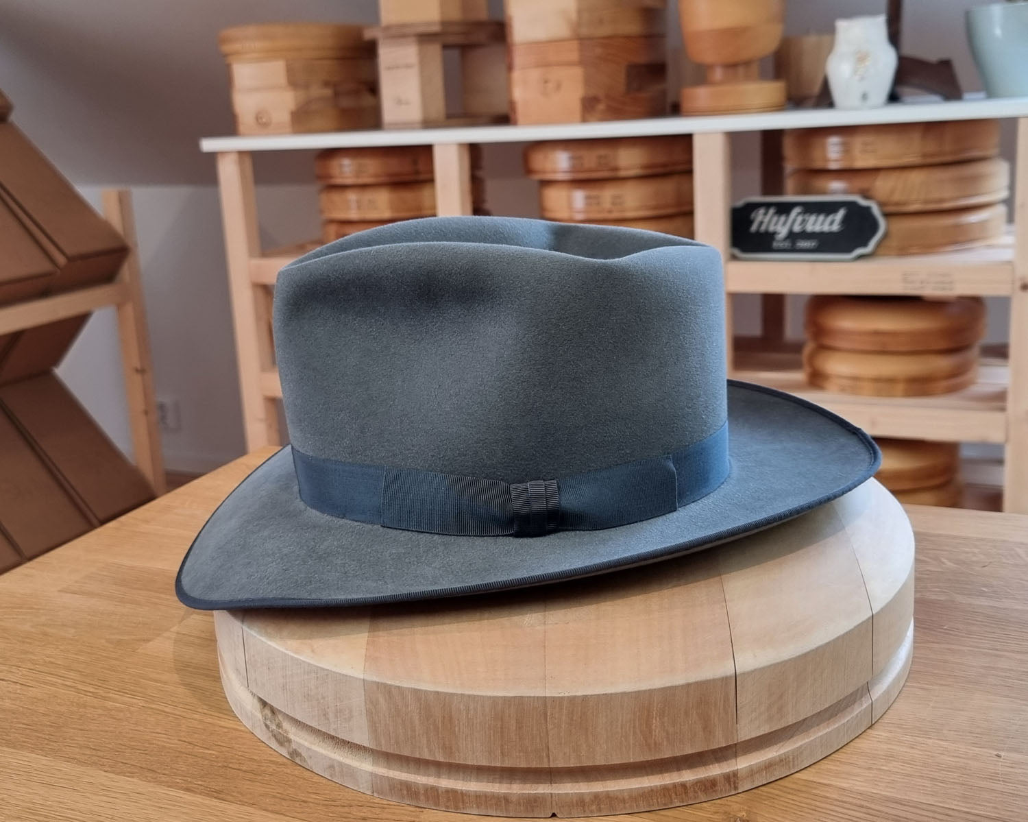 PLAYBOY FEDORA | BEAVER HUNDRED | EMERALD GRAY COLOR | SIZE 57, US 7 1/8