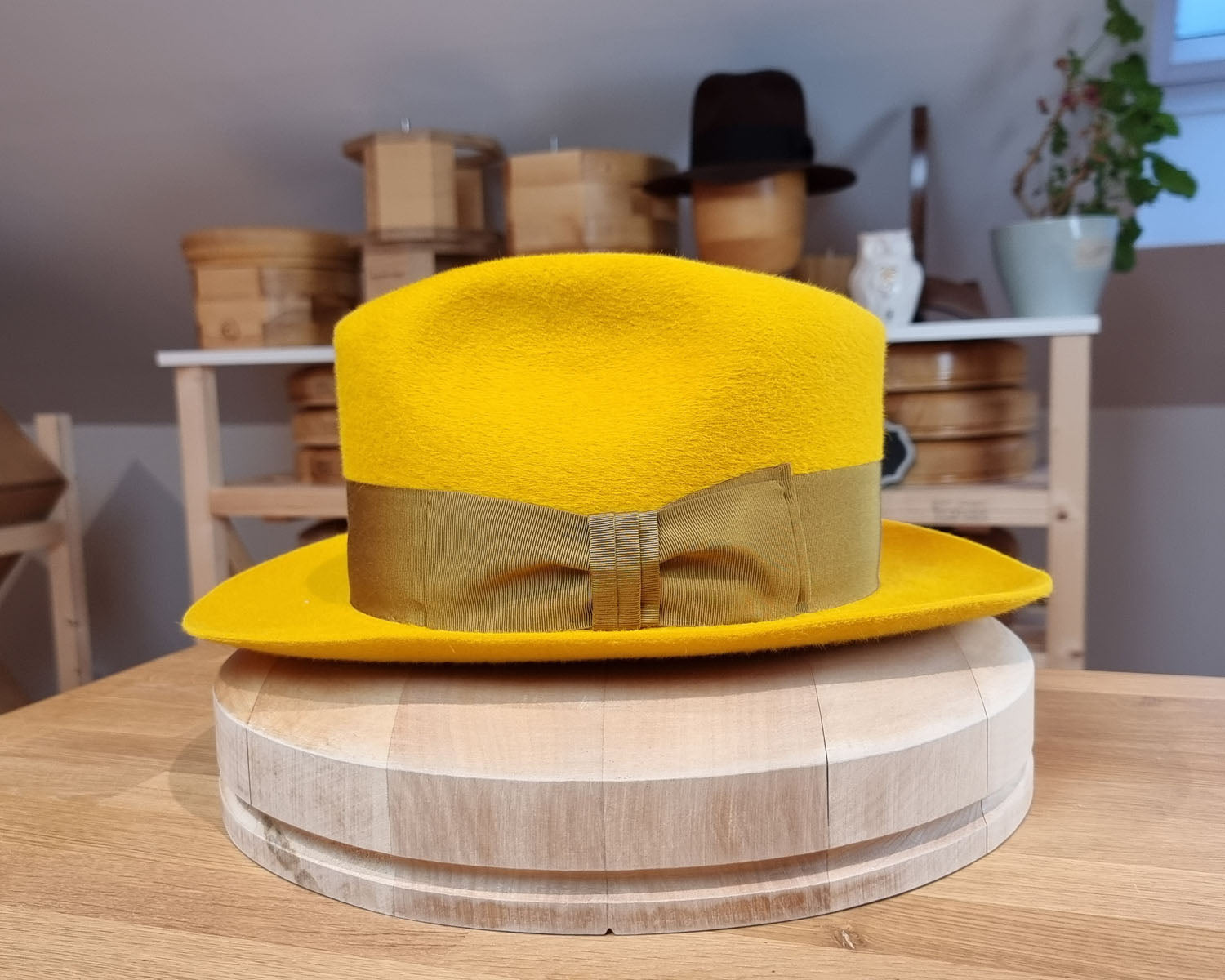 FLOKI FEDORA | RABBIT DELUXE VELOUR FELT | MUSTARD COLOR | SIZE 60, US 7 1/2