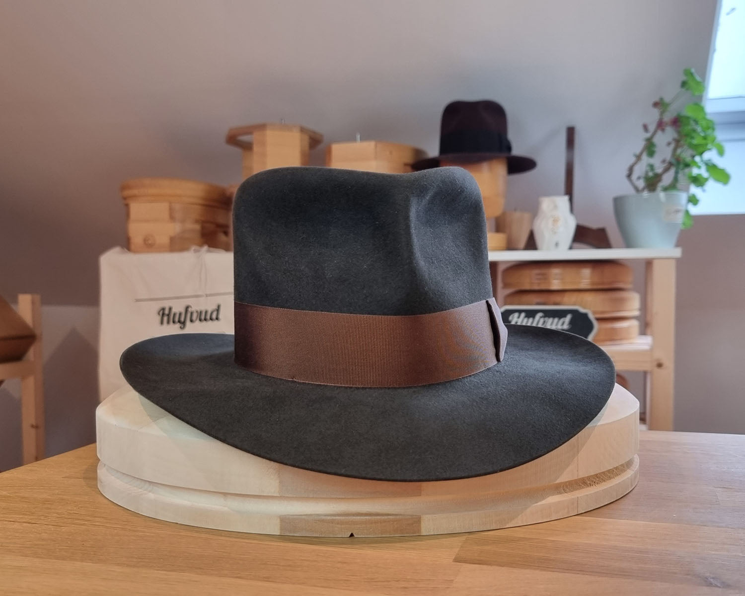 LEIFUR Adventure FEDORA | BEAVER HUNDRED WESTERN WEIGHT | ANTRACITE GRAY COLOR | SIZE 59, US 7 3/8