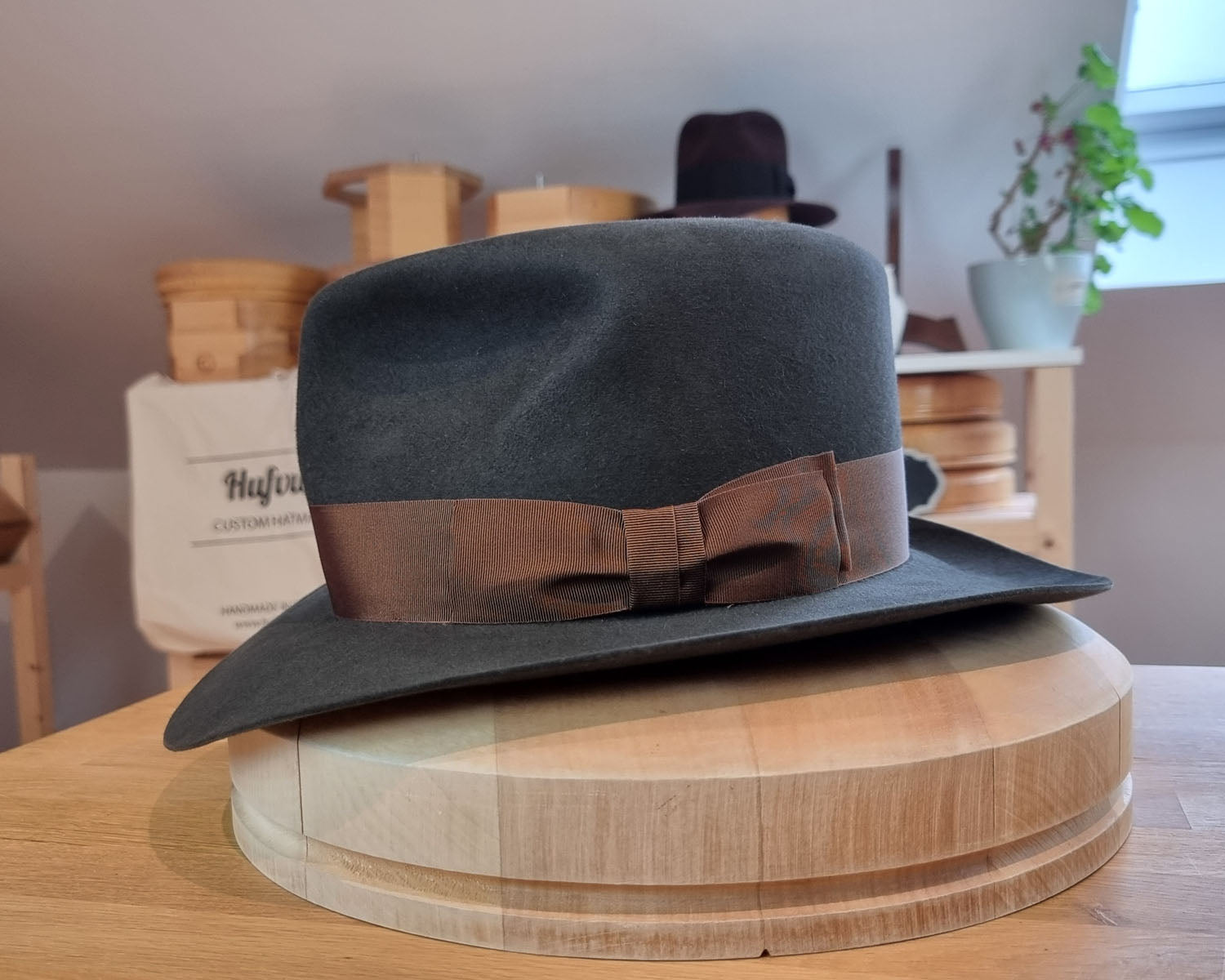 LEIFUR Adventure FEDORA | BEAVER HUNDRED WESTERN WEIGHT | ANTRACITE GRAY COLOR | SIZE 59, US 7 3/8