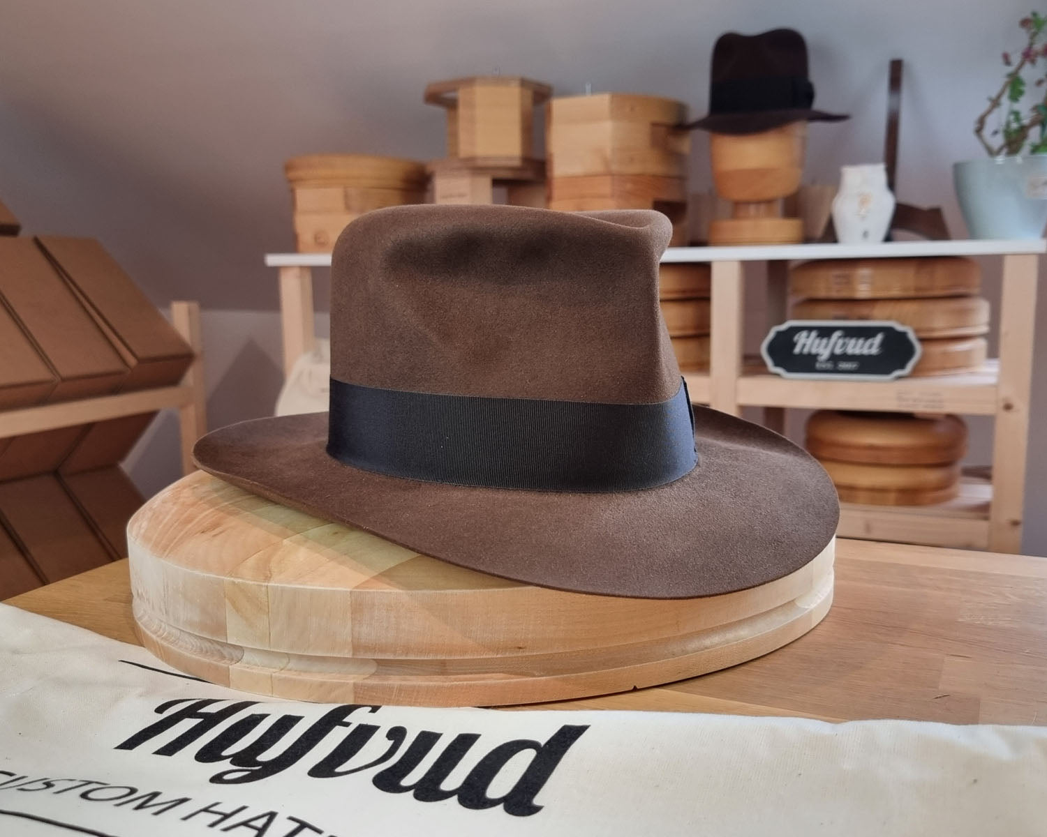 LEIFUR Lucky FEDORA | BEAVER HUNDRED | SABLE BROWN | SIZE 60, US 7 1/2