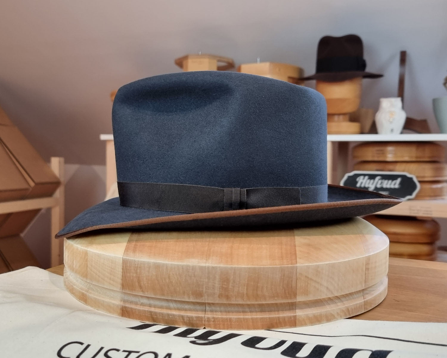 PLAYBOY FEDORA | BEAVER FIFTY | STEEL COLOR | SIZE 62, US 7 3/4