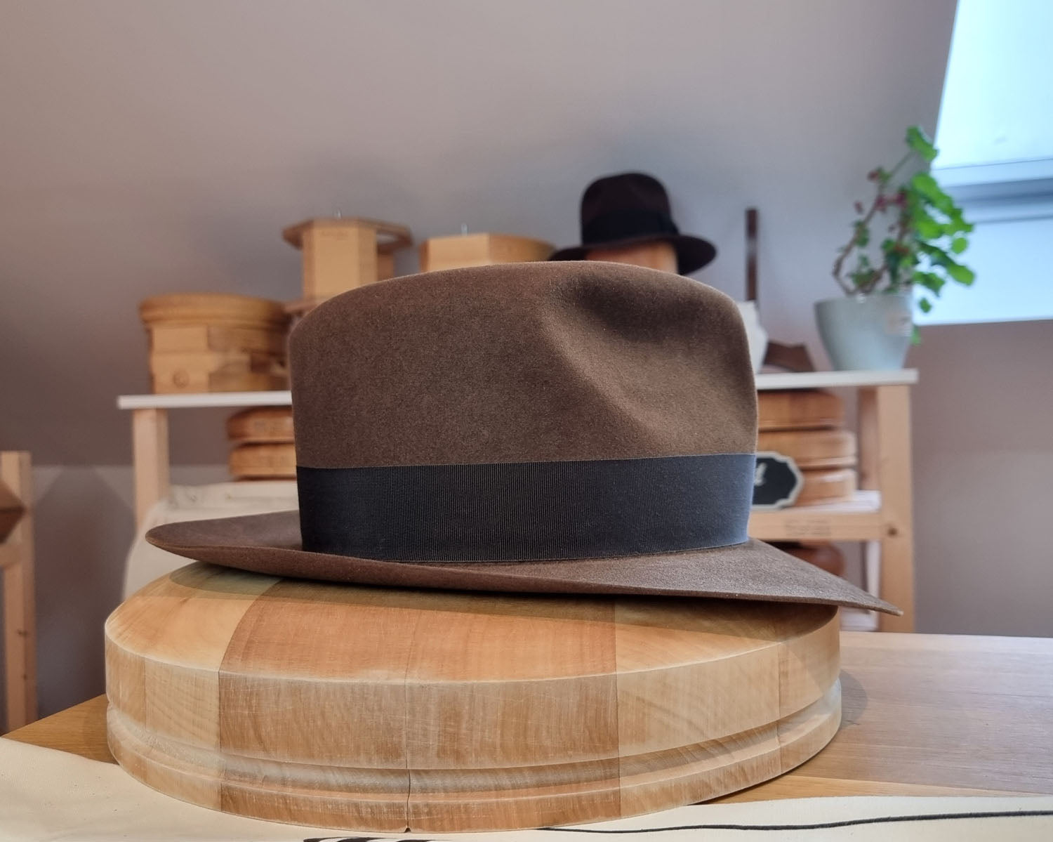 LEIFUR Lucky FEDORA | BEAVER FIFTY | SABLE BROWN | SIZE 59, US 7 3/8