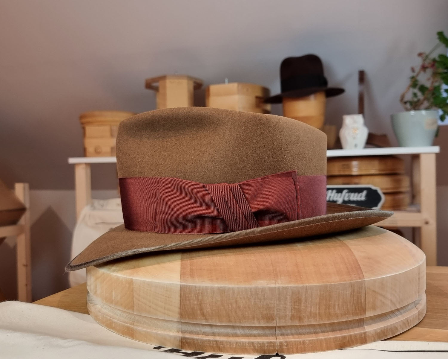 NEW STYLE FEDORA | RABBIT &amp; HARE DELUXE BLEND | CINNAMON COLOR | SIZE 58, US 7 1/4