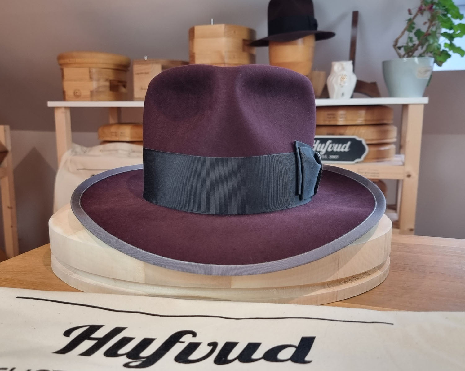 WHIPPET FEDORA | LIMITED EDITION | BEAVER HUNDRED | PLUM COLOR | SIZE 60, US 7 1/2