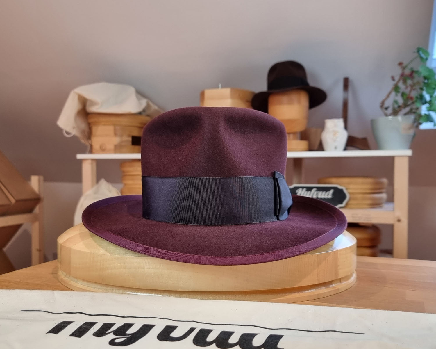 WHIPPET FEDORA | RABBIT &amp; HARE DELUXE BLEND | PLUM COLOR | SIZE 60, US 7 1/2