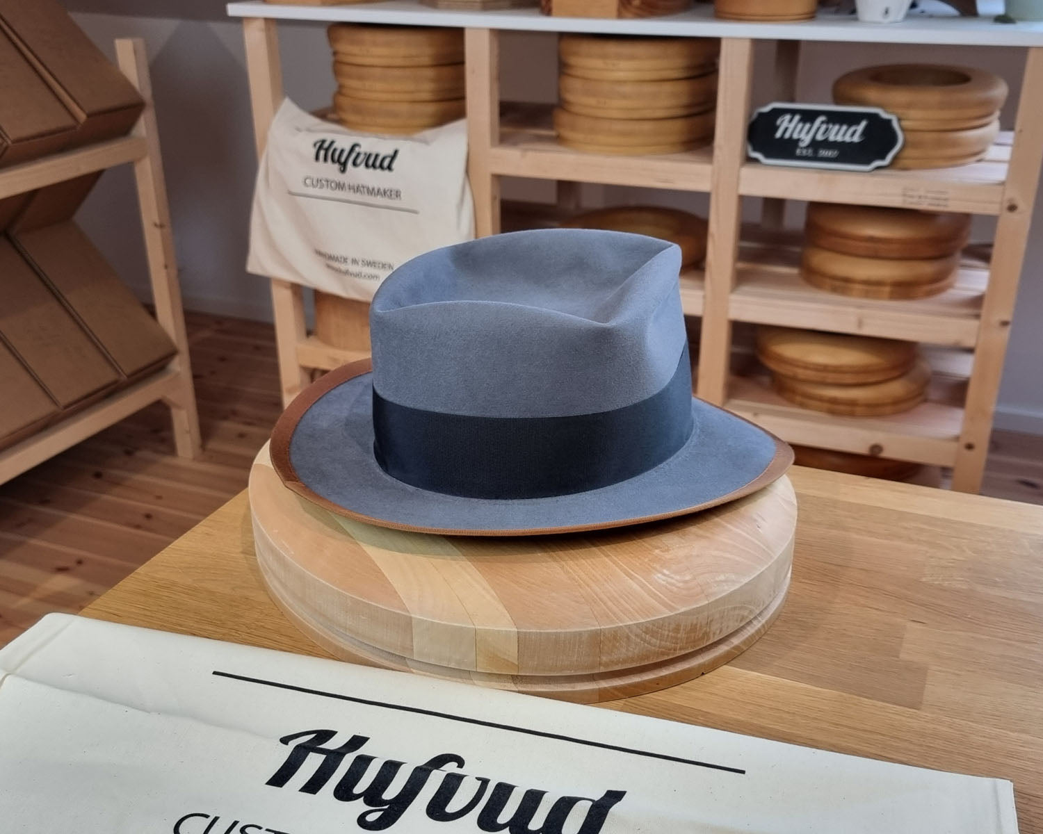 FOUR POINT CROWN FEDORA | BEAVER HUNDRED | LIMITED EDITION GRAY COLOR | SIZE 61, US 7 5/8