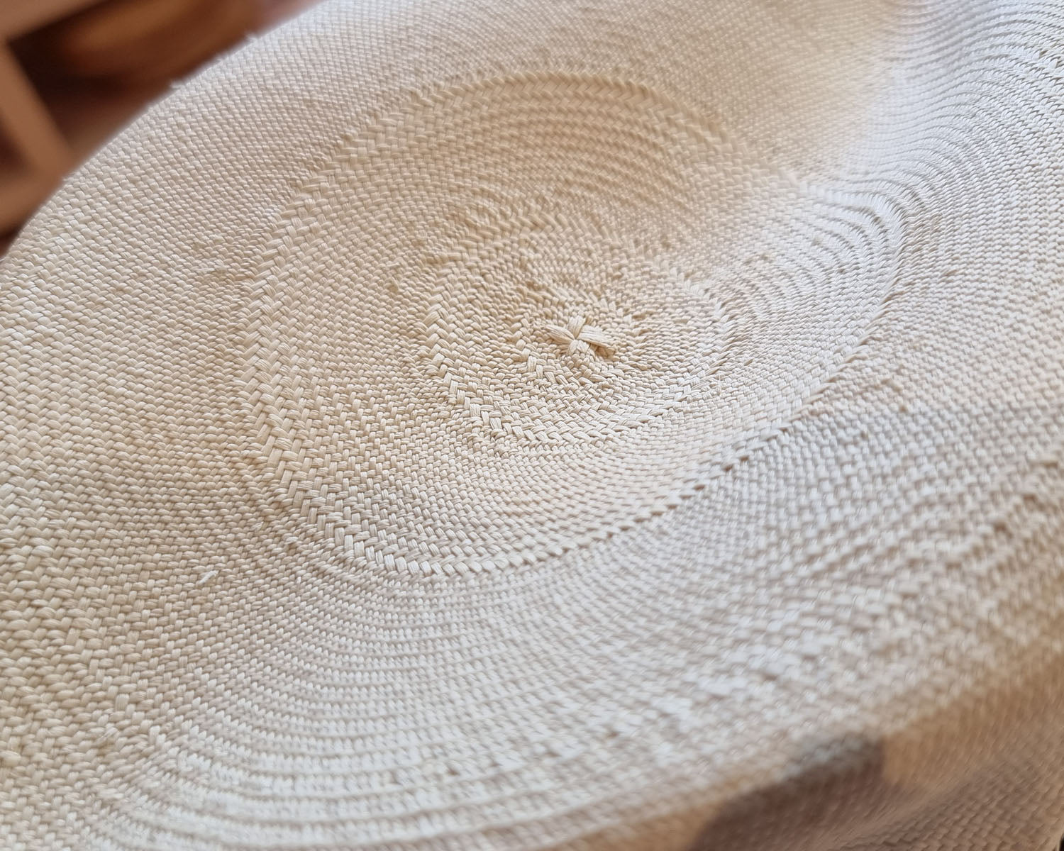 LEIFUR Lucky FEDORA | HAND WOVEN ECUADORIAN STRAW | CUENCA GRADE TWENTY | NATURAL COLOR | SIZE 59, US 7 3/8