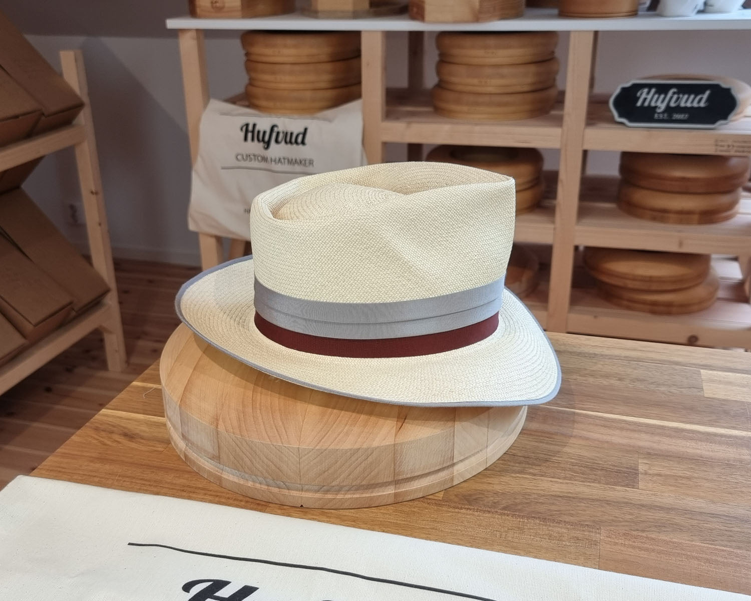 BOGART FEDORA | HAND WOVEN ECUADORIAN STRAW | NATURAL COLOR | CUENCA GRADE TWELVE | SIZE 58, US 7 1/4