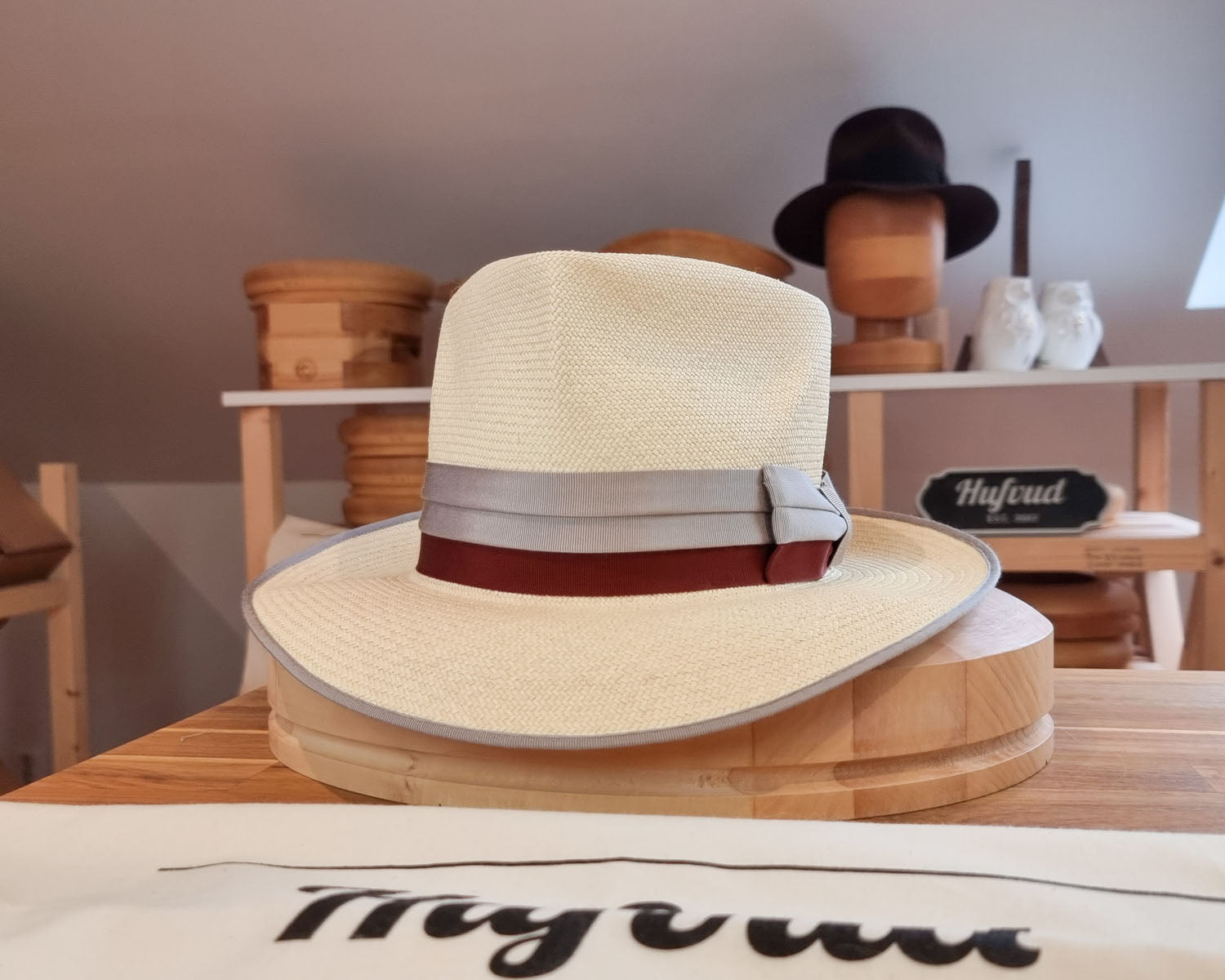 BOGART FEDORA | HAND WOVEN ECUADORIAN STRAW | NATURAL COLOR | CUENCA GRADE TWELVE | SIZE 58, US 7 1/4