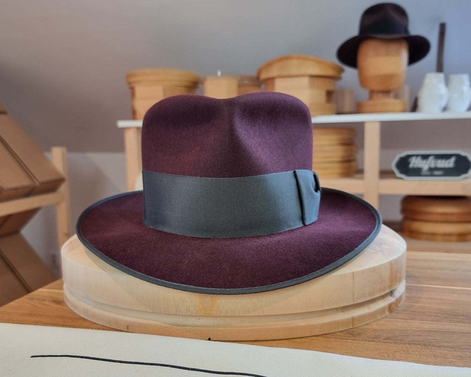 BOGART Maltese Falcon FEDORA | RABBIT &amp; HARE DELUXE BLEND | PLUM COLOR | SIZE 59, US 7 3/8