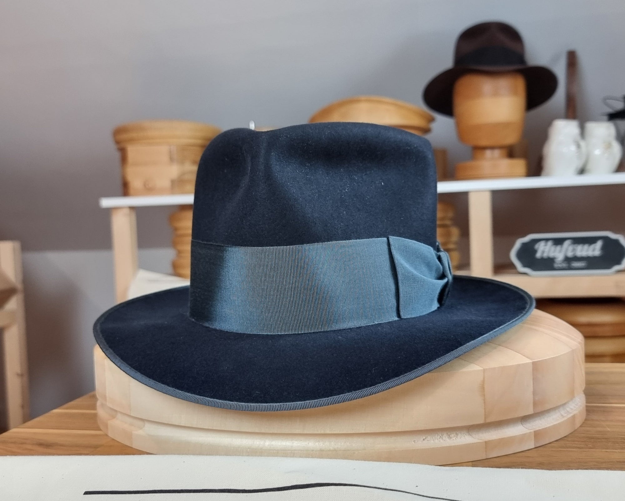 BOGART FEDORA | BEAVER HUNDRED | DARK NAVY BLUE COLOR | SIZE 59, US 7 3/8