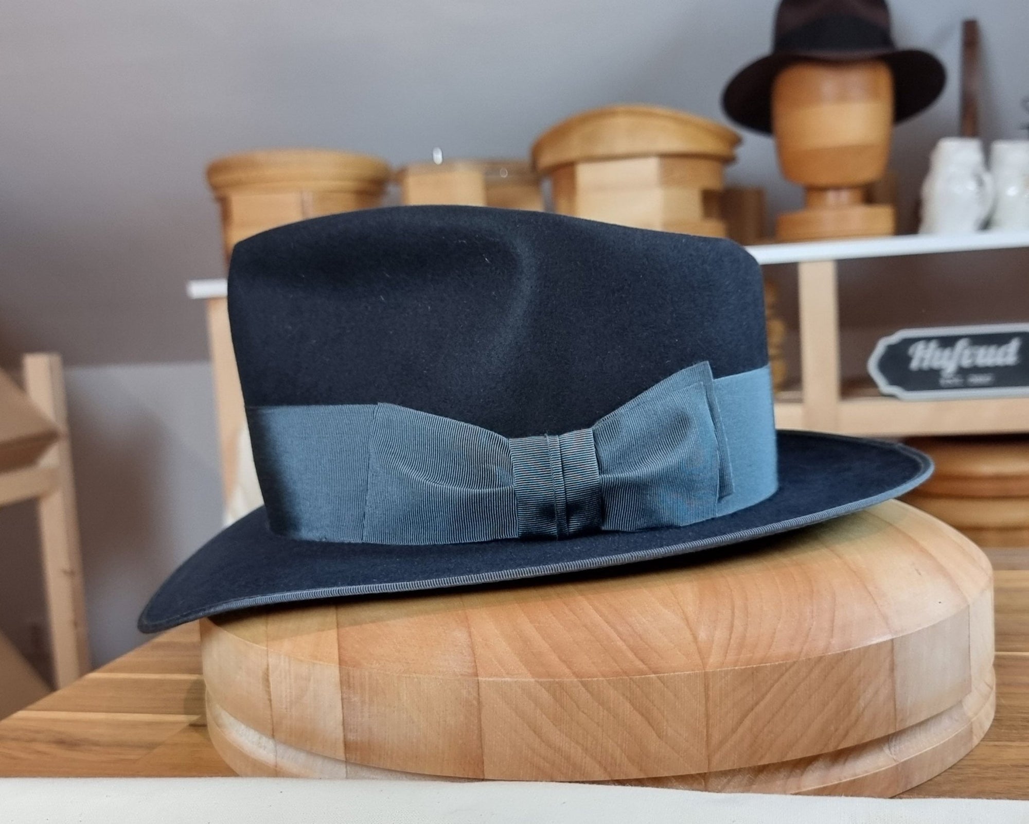 BOGART FEDORA | BEAVER HUNDRED | DARK NAVY BLUE COLOR | SIZE 59, US 7 3/8 - Hufvud