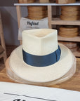 BOGART FEDORA | HAND WOVEN ECUADORIAN STRAW | NATURAL COLOR | CUENCA GRADE EIGHT | SIZE 60, US 7 1/2 - Hufvud