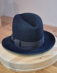 CAGNEY FEDORA | 100X BEAVER | DARK NAVY | SIZE 58, US 7 1/4