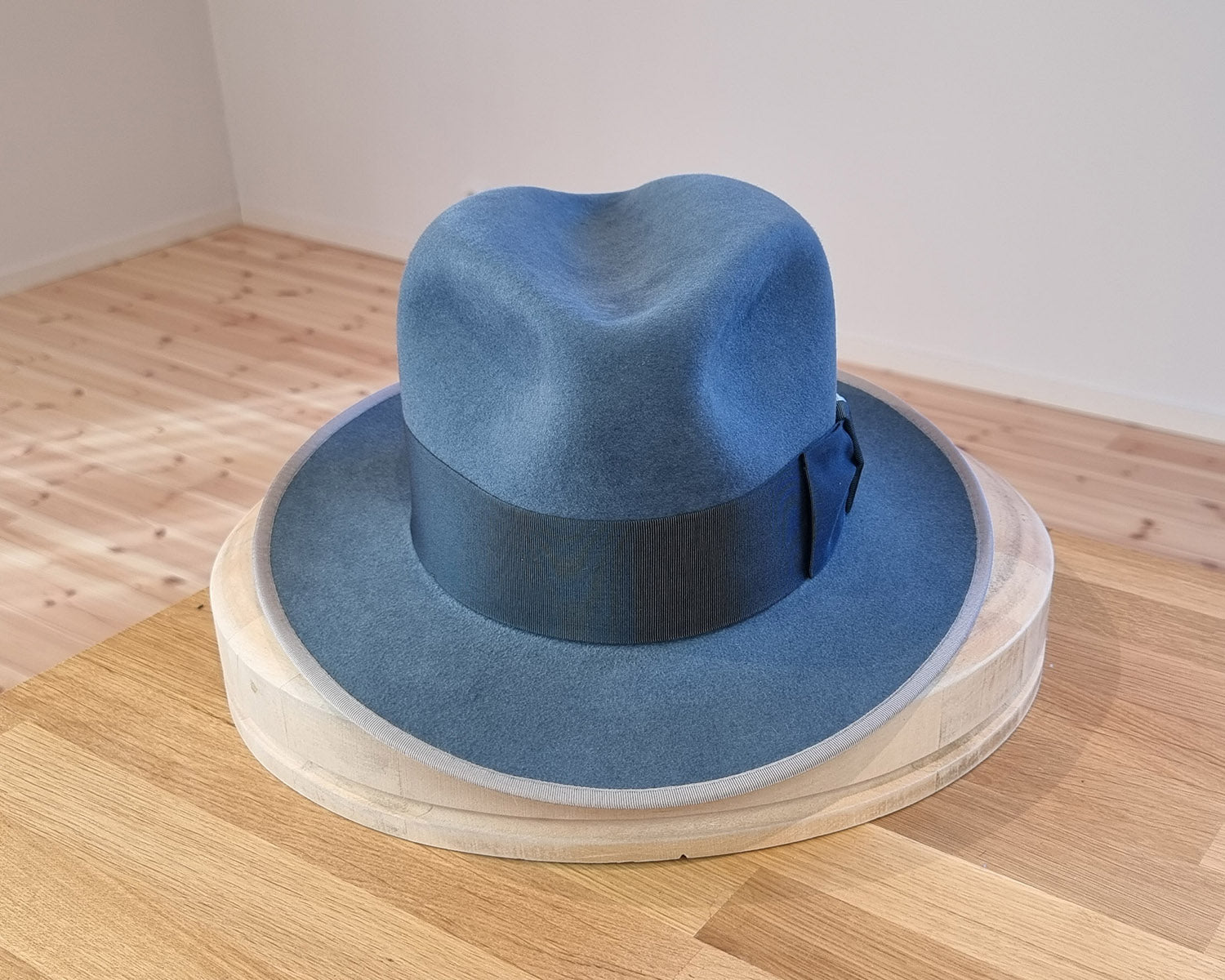CAGNEY FEDORA | 100X NUTRIA | COBALT COLOR | SIZE 60, US 7 1/2