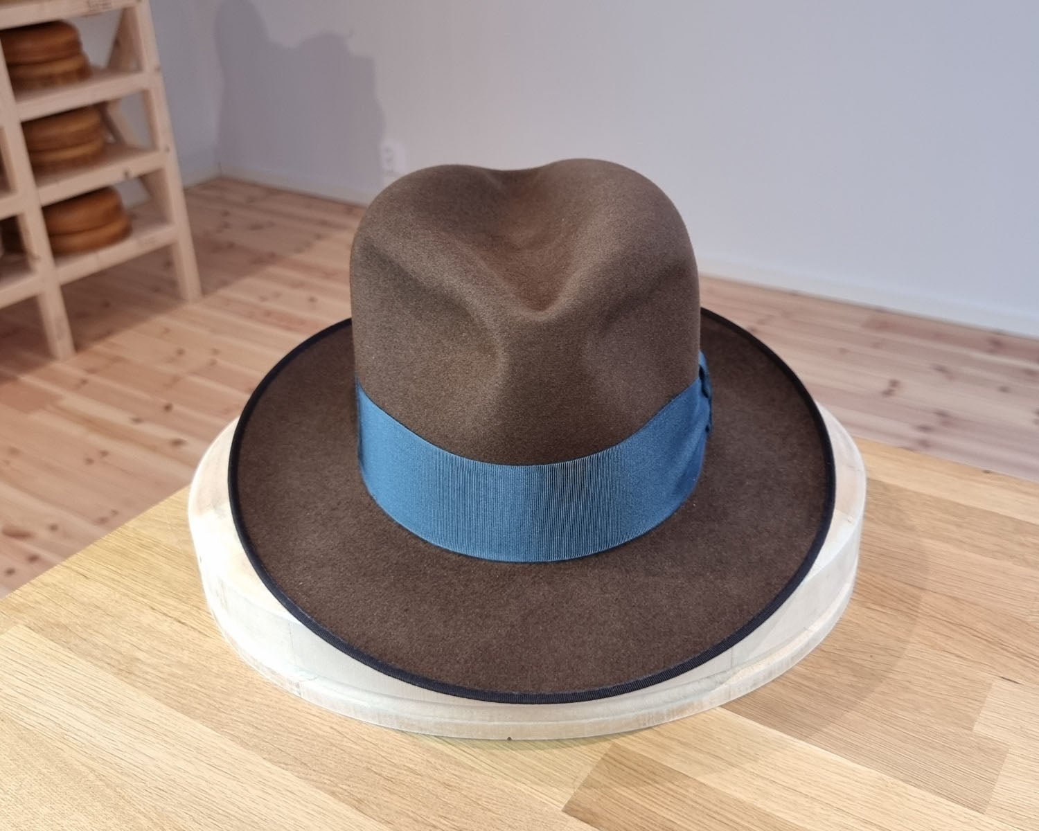 CAGNEY FEDORA | 30X BEAVER BLEND | SABLE BROWN | SIZE 60, US 7 1/2