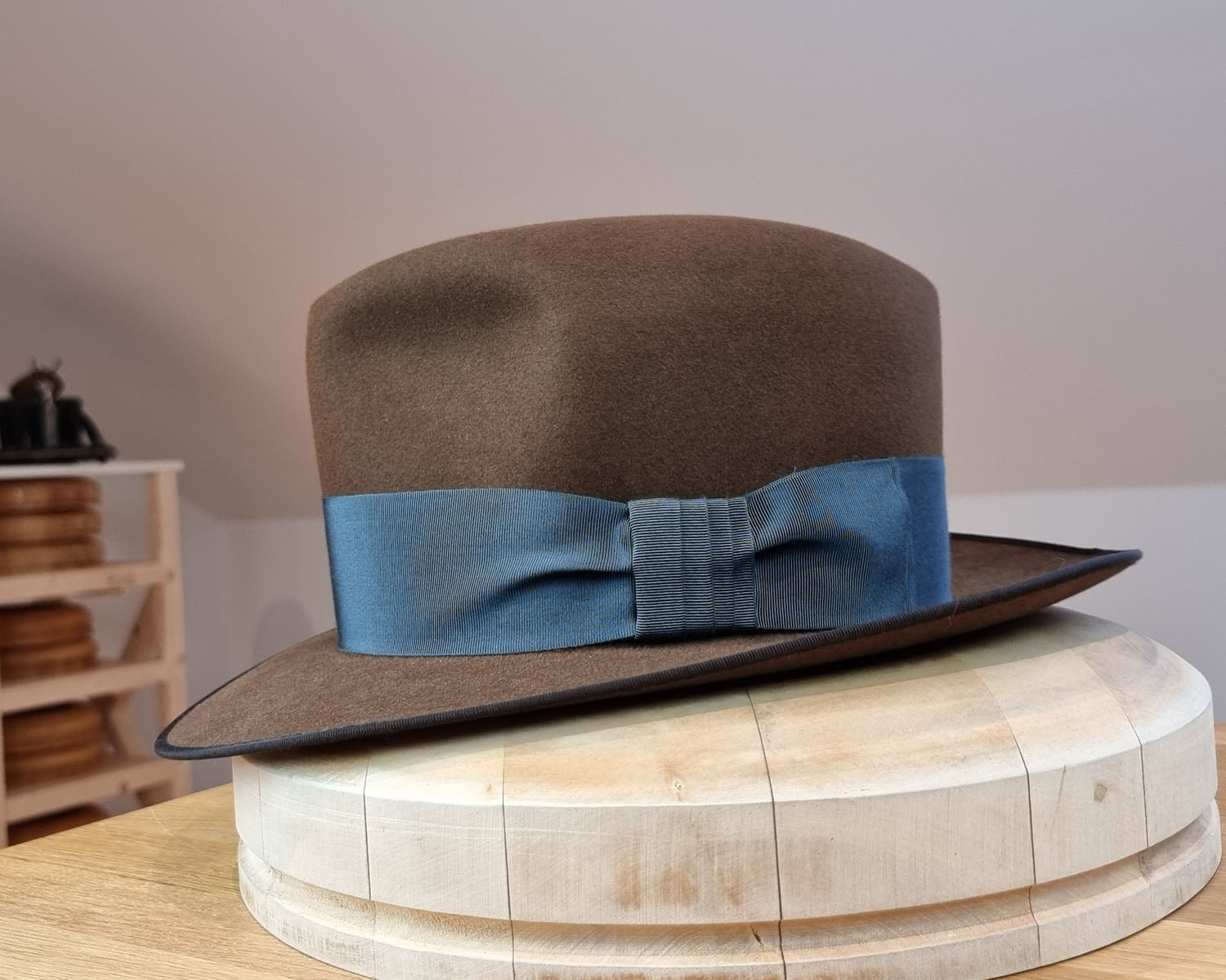 CAGNEY FEDORA | 30X BEAVER BLEND | SABLE BROWN | SIZE 60, US 7 1/2